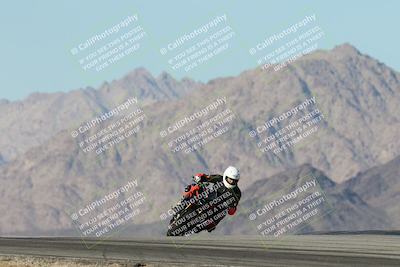 media/Dec-01-2025-Moto Forza (Mon) [[2daa91e15f]]/2-Intermediate Group/Session 4 Turn 9/